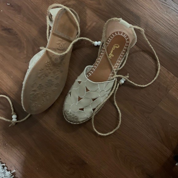 Lace up sandals - Picture 7 of 11